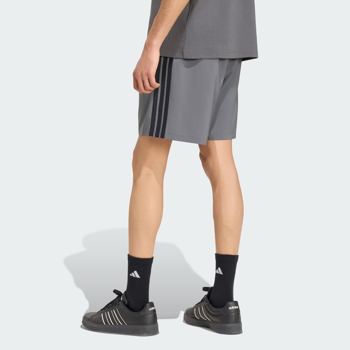 Short En Toile 3 Bandes Chelsea Lite Essentials Short En Toile 3 Bandes Chelsea Lite Essentials grey five / black, ADIDAS SPORTSWEAR