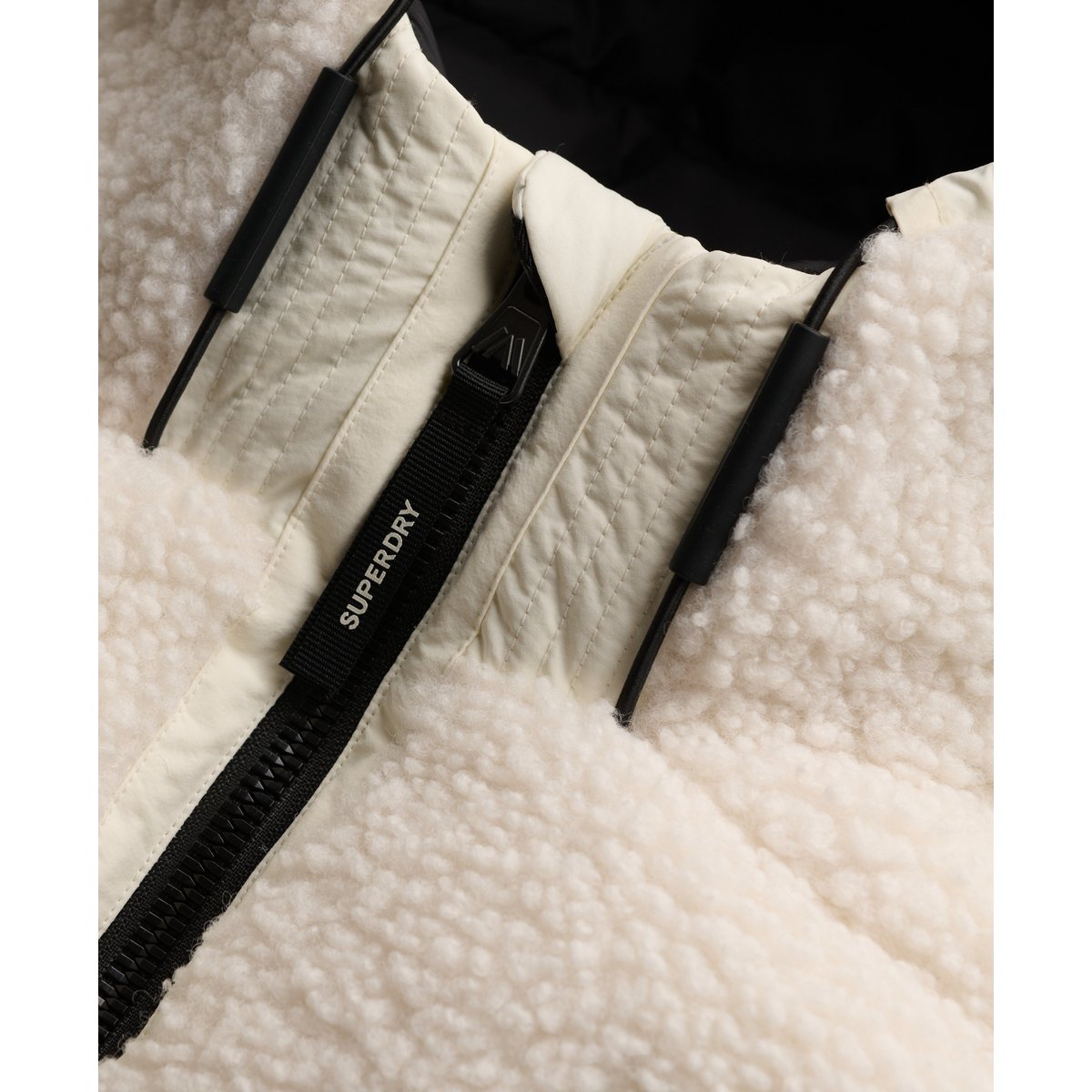 Gilet Matelassé à Capuche Borg blanc craie, SUPERDRY