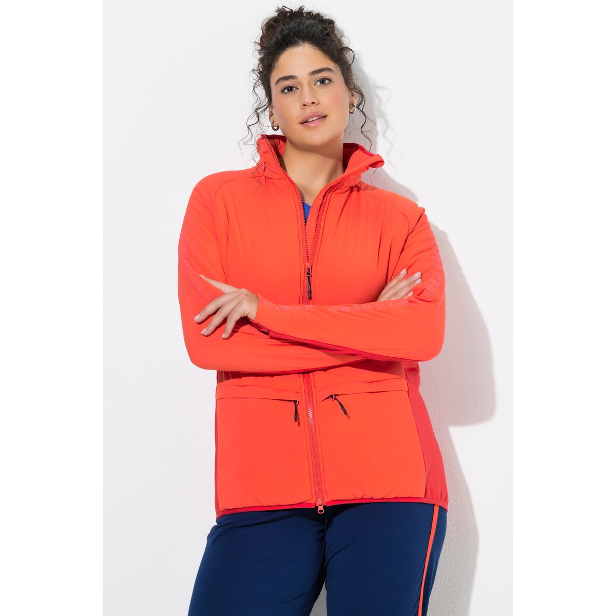 Veste technique à capuche, col montant rouge corail, ULLA POPKEN