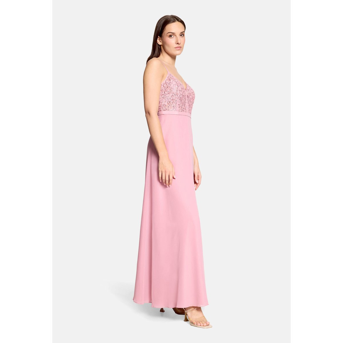 Robe de soirée à broderies vintage blossom, VERA MONT