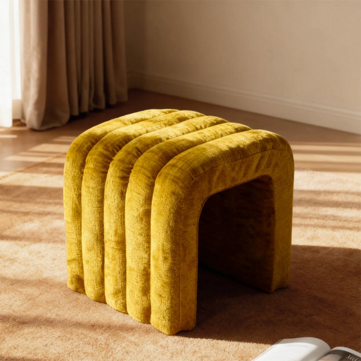Tabouret rembourré en tissu chenille- MUI jaune moutarde, DRAWER