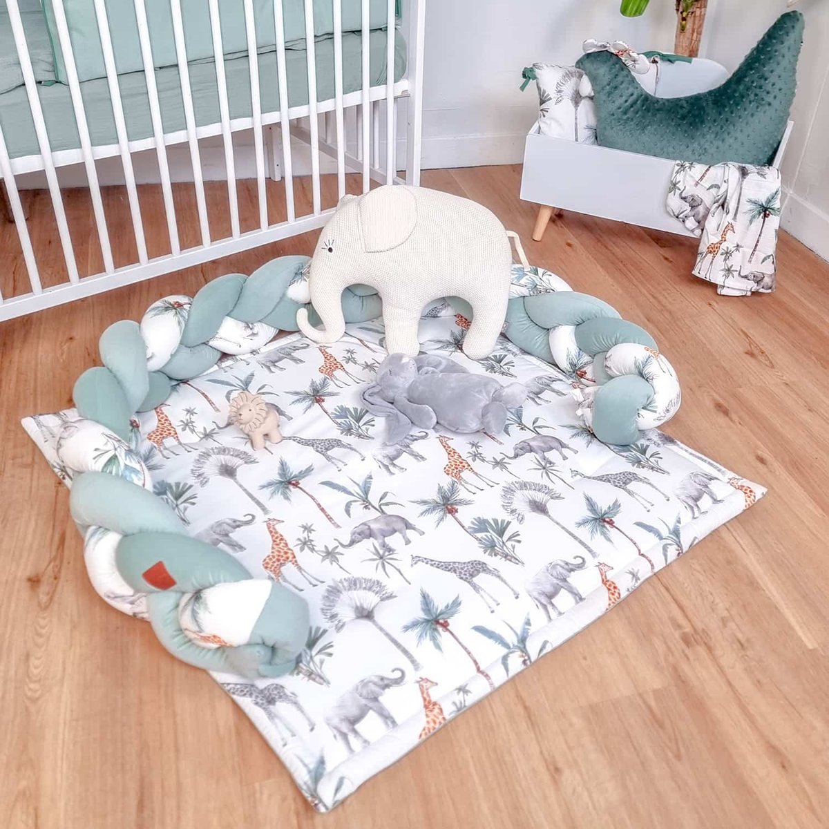 Tresse de lit universelle, tour de lit SAFARI safari, vert, gris, blanc, SEVIRA KIDS