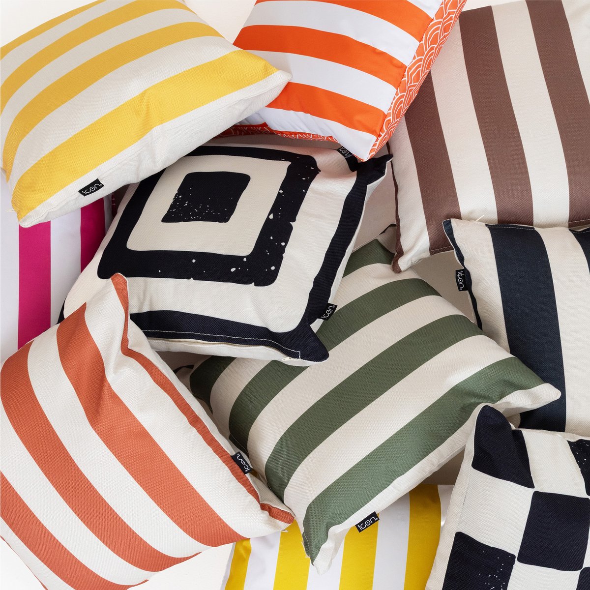 Lot de 4 coussins d'intérieur et d'extérieur Oeko-Tex® - KYOTO brun, ICON
