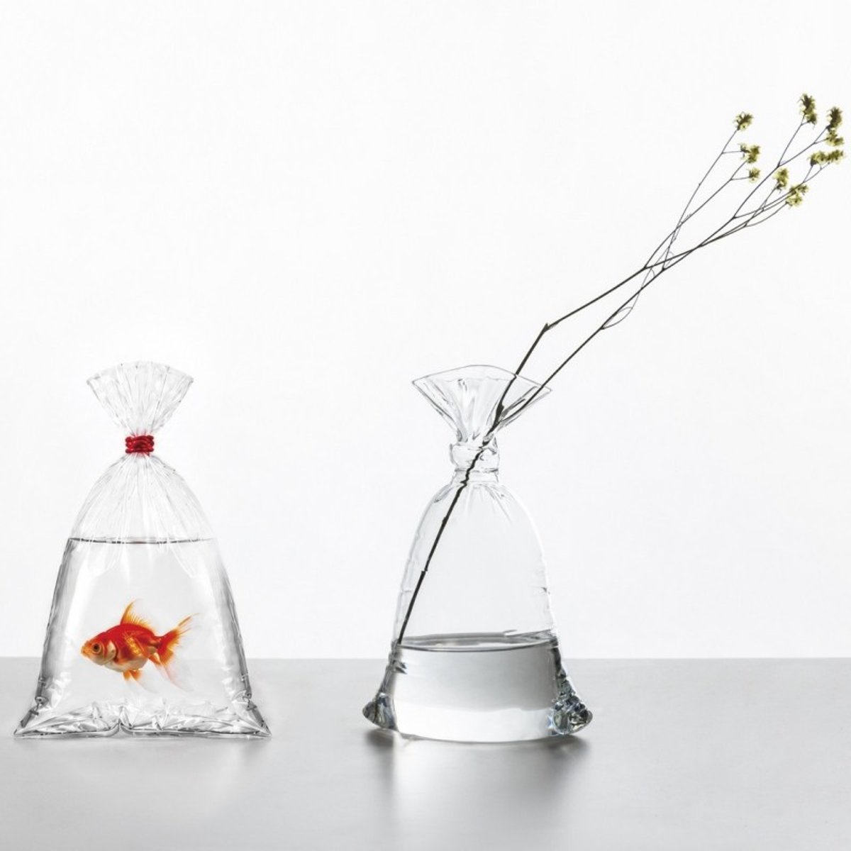 Vase verre design Fleur-a-porter bleu, ICHENDORF