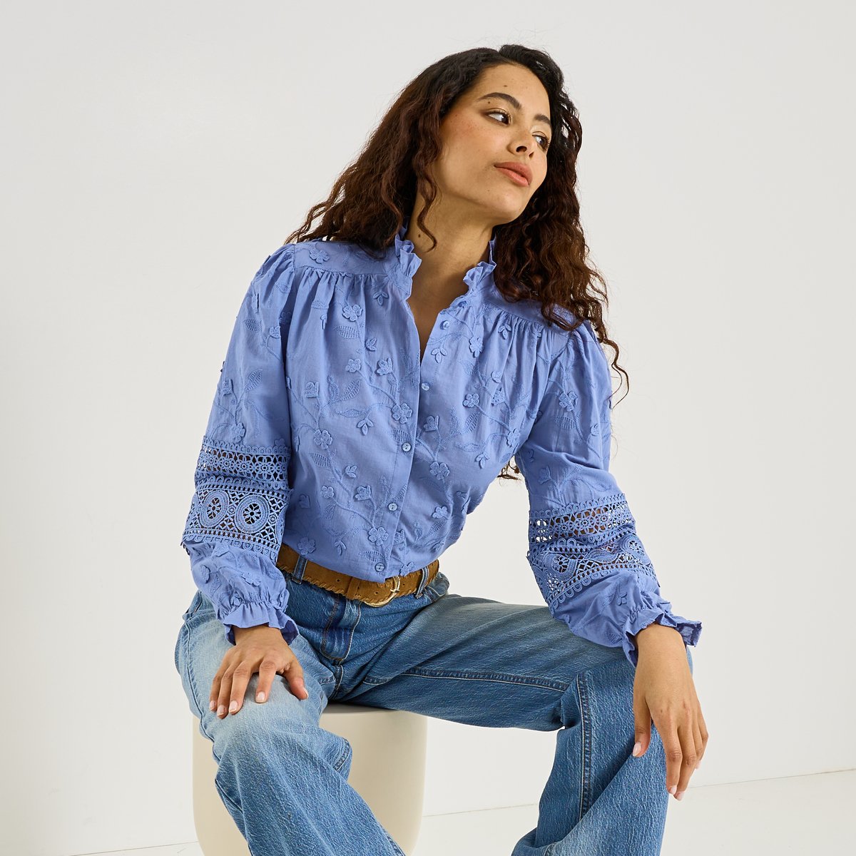 Chemise brodée détails ajourés bleu, GRAIN DE MALICE