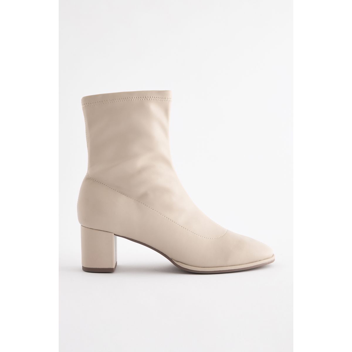 Bottines souples tres larges a enfiler naturel Next La Redoute