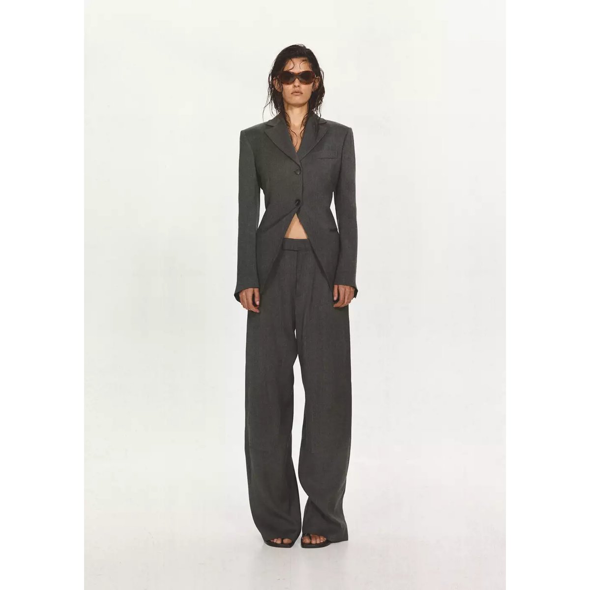 Pantalon de tailleur droit avec détails de surpiqûres noir, MANGO