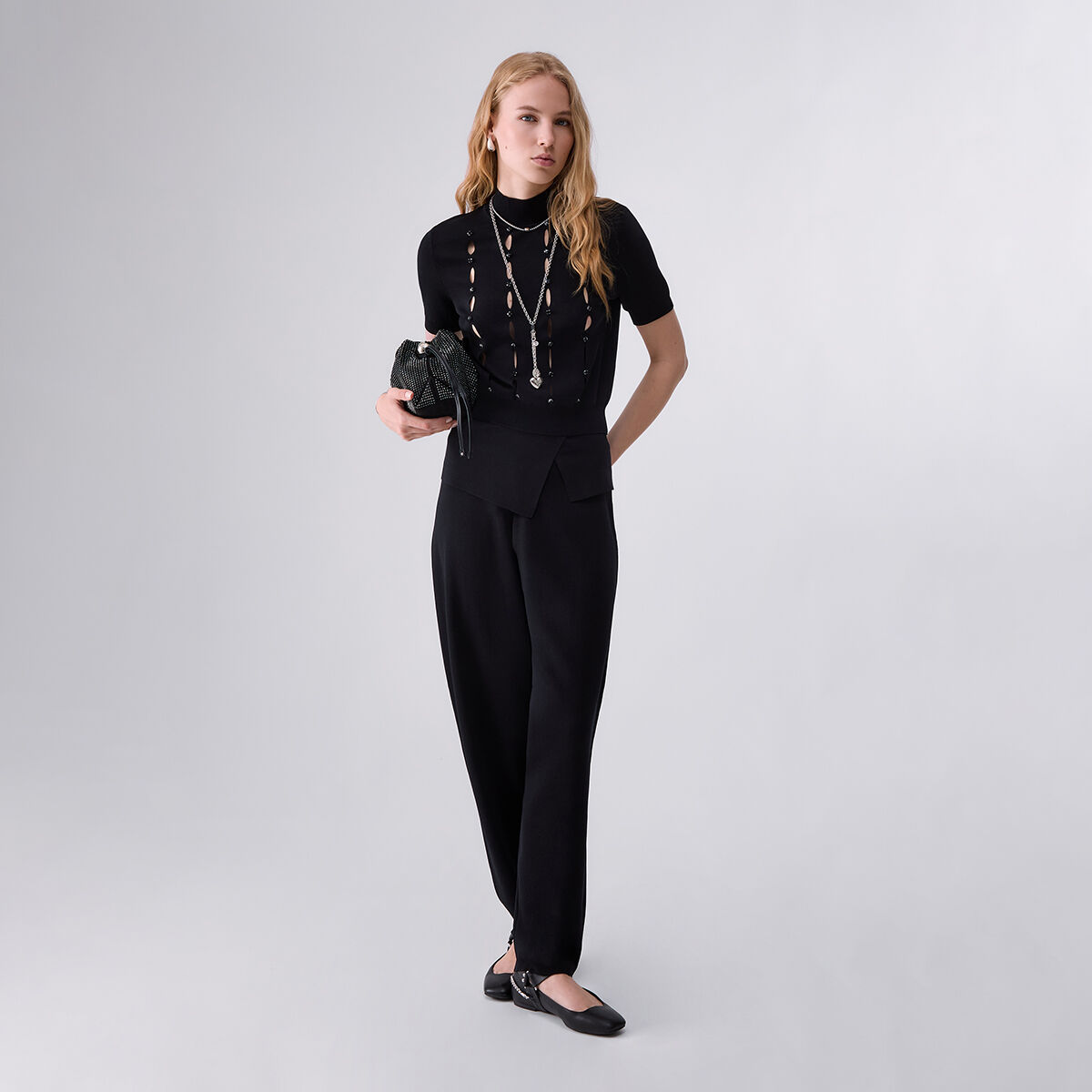 Pull à col camionneur avec découpes et perles noir, LIU JO