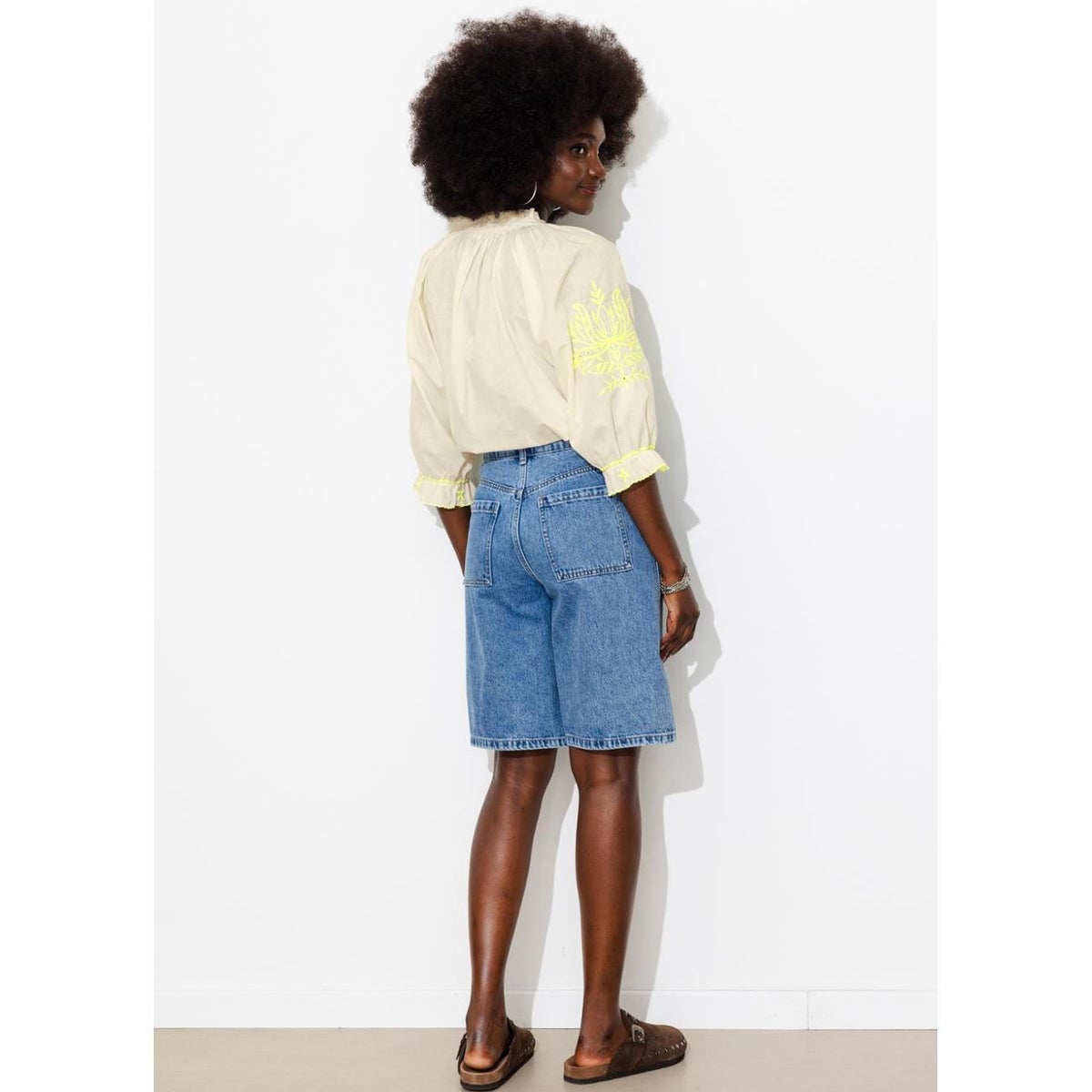 Blouse à broderies fluo ecru, PROMOD