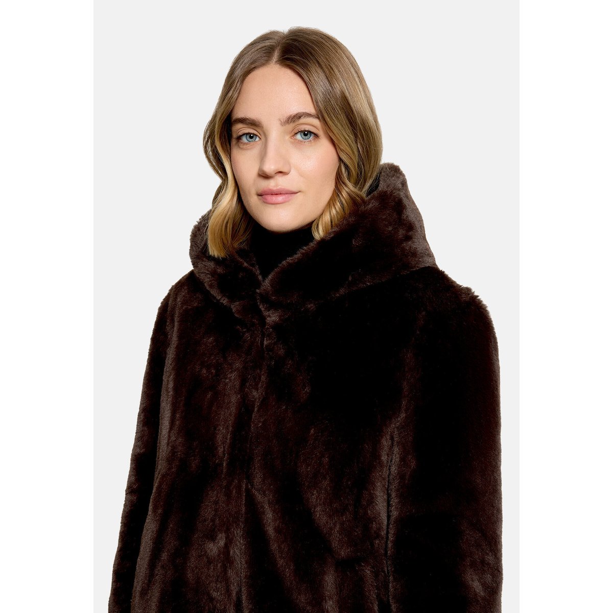 Veste en peluche à capuche marron foncé, BETTY BARCLAY