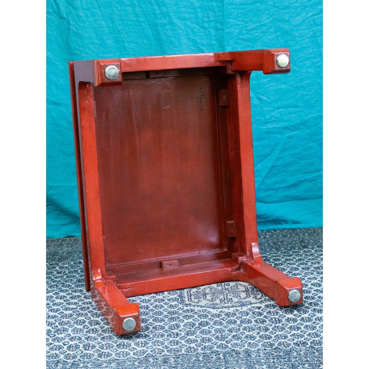 Table basse en bois laqué rouge Donna N°1609 - Bon état rouge, DEBONGOUT