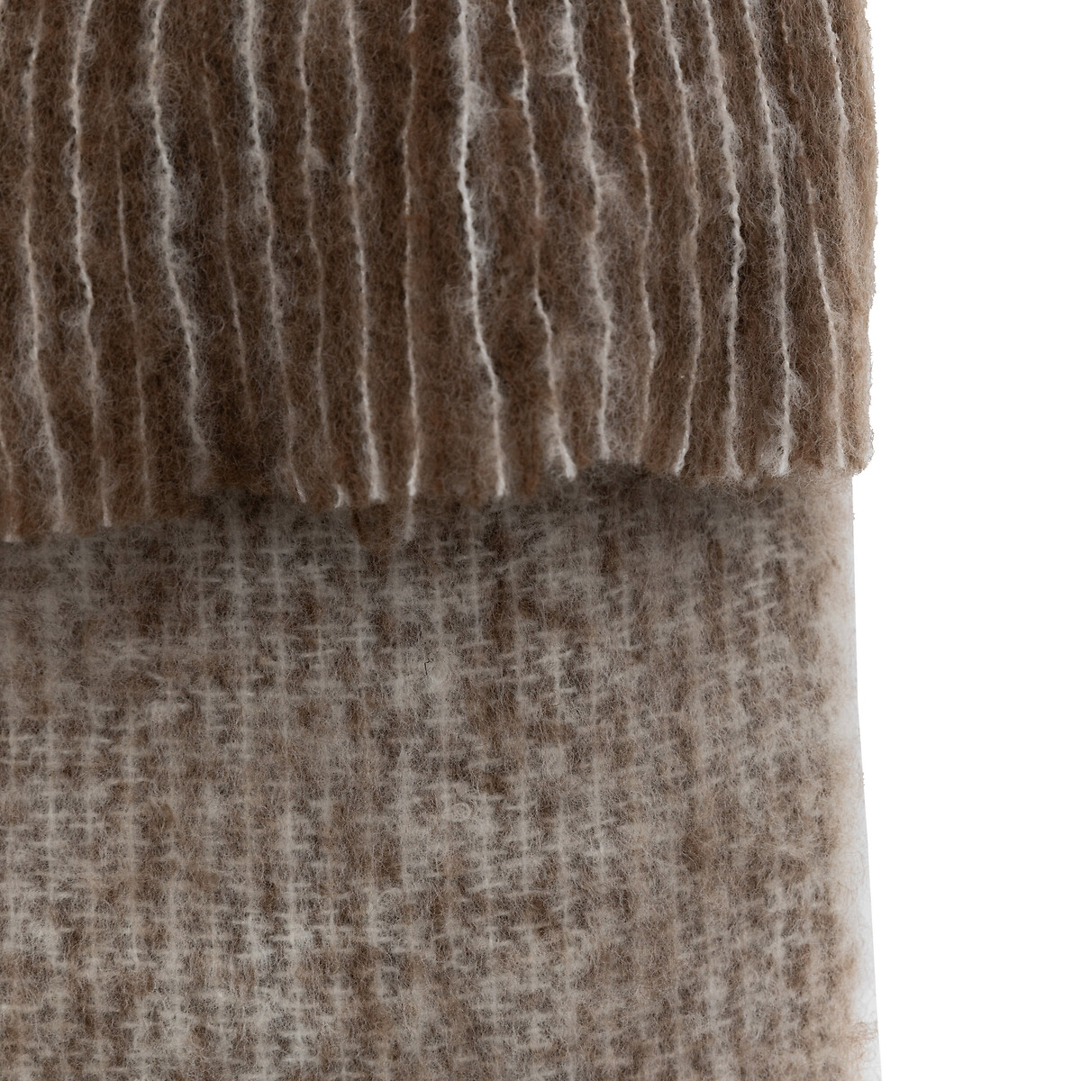 Neutral Cosy Throw walnut, SO'HOME