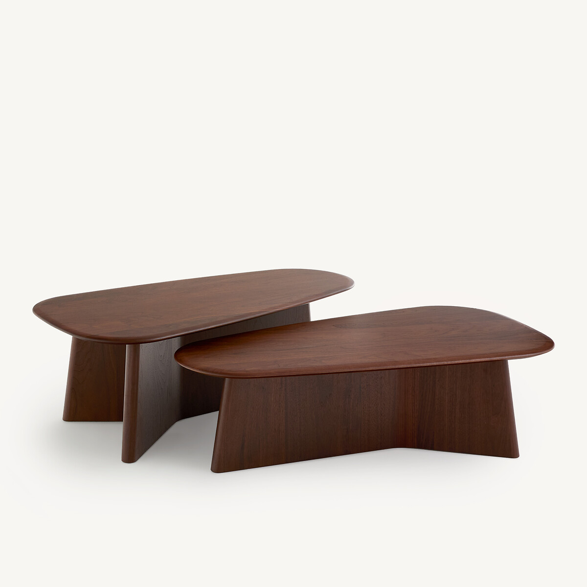 Mesa de centro de nogal, altura 35 cm, TRIANGOLO, diseño de Emmanuel Gallina nogal, AM.PM X EMMANUEL GALLINA
