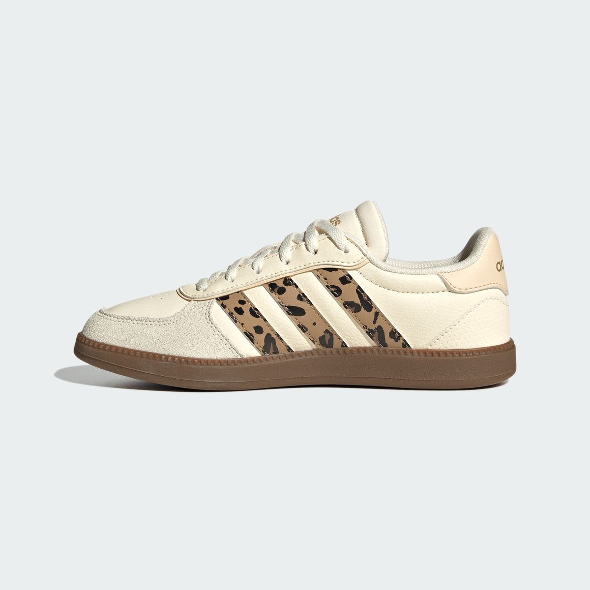 Baskets en cuir BREAKNET SLEEK cream white / cardboard / sand strata, ADIDAS SPORTSWEAR