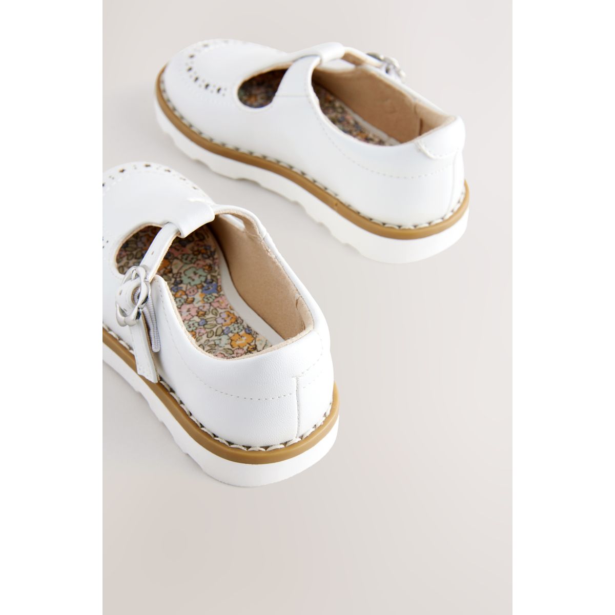 Chaussures salomés pointure large blanc, NEXT