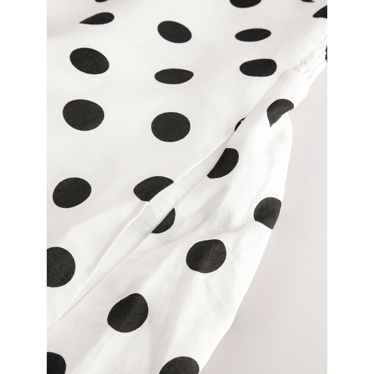 Robe longue caraco à encolure carrée mélange de lin à pois monochromes, NEXT