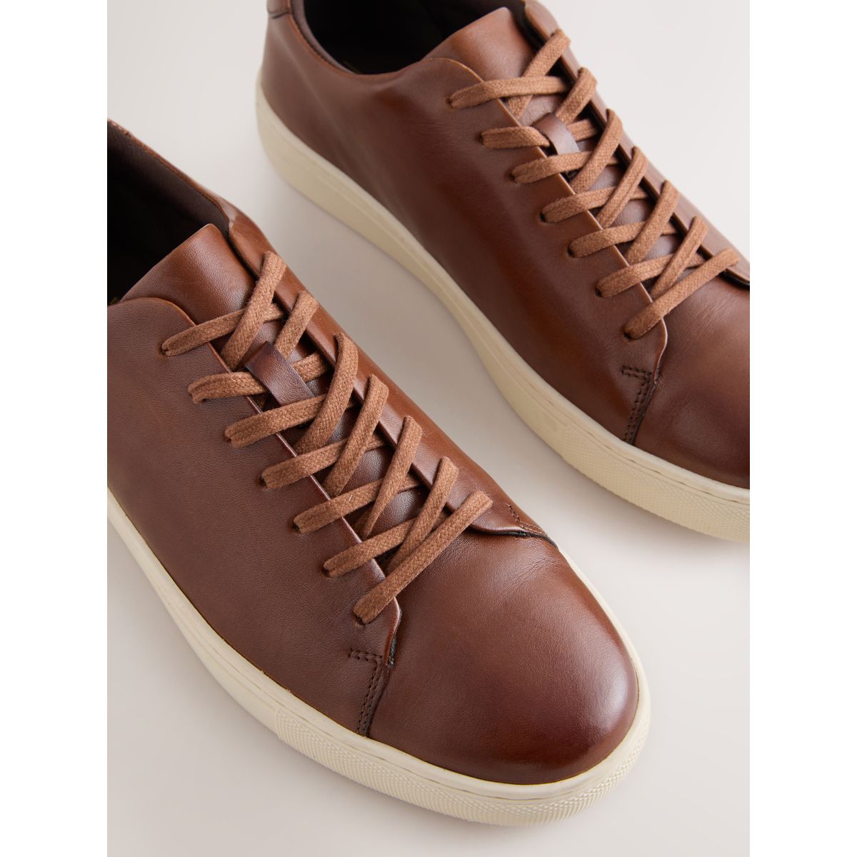 Baskets chic et décontractées longline marron fauve, NEXT