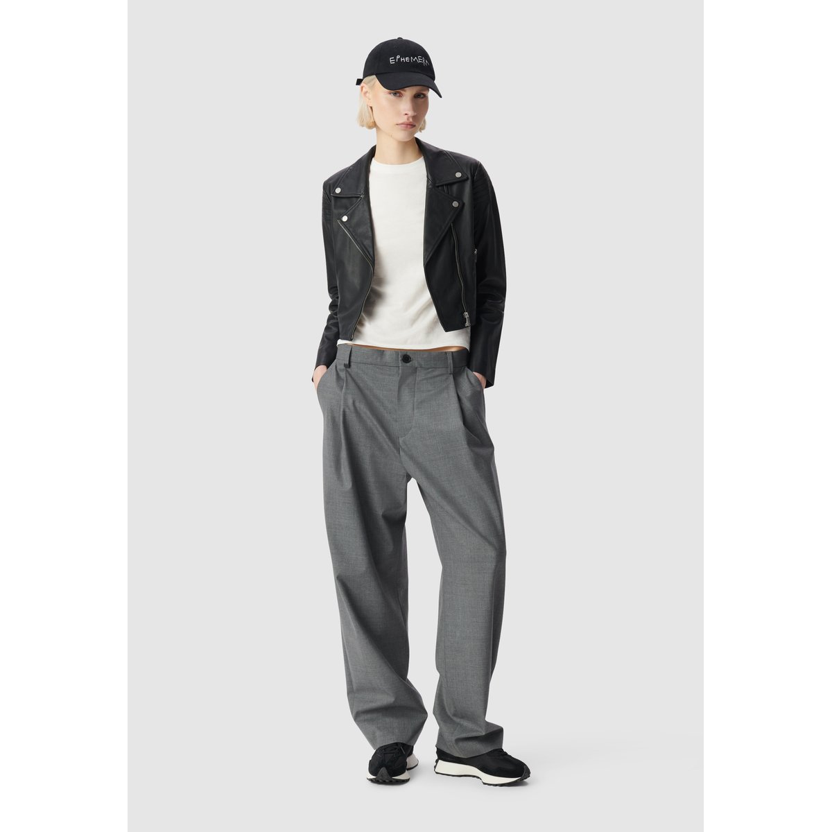 Blouson court en cuir d'agneau noir, IKKS