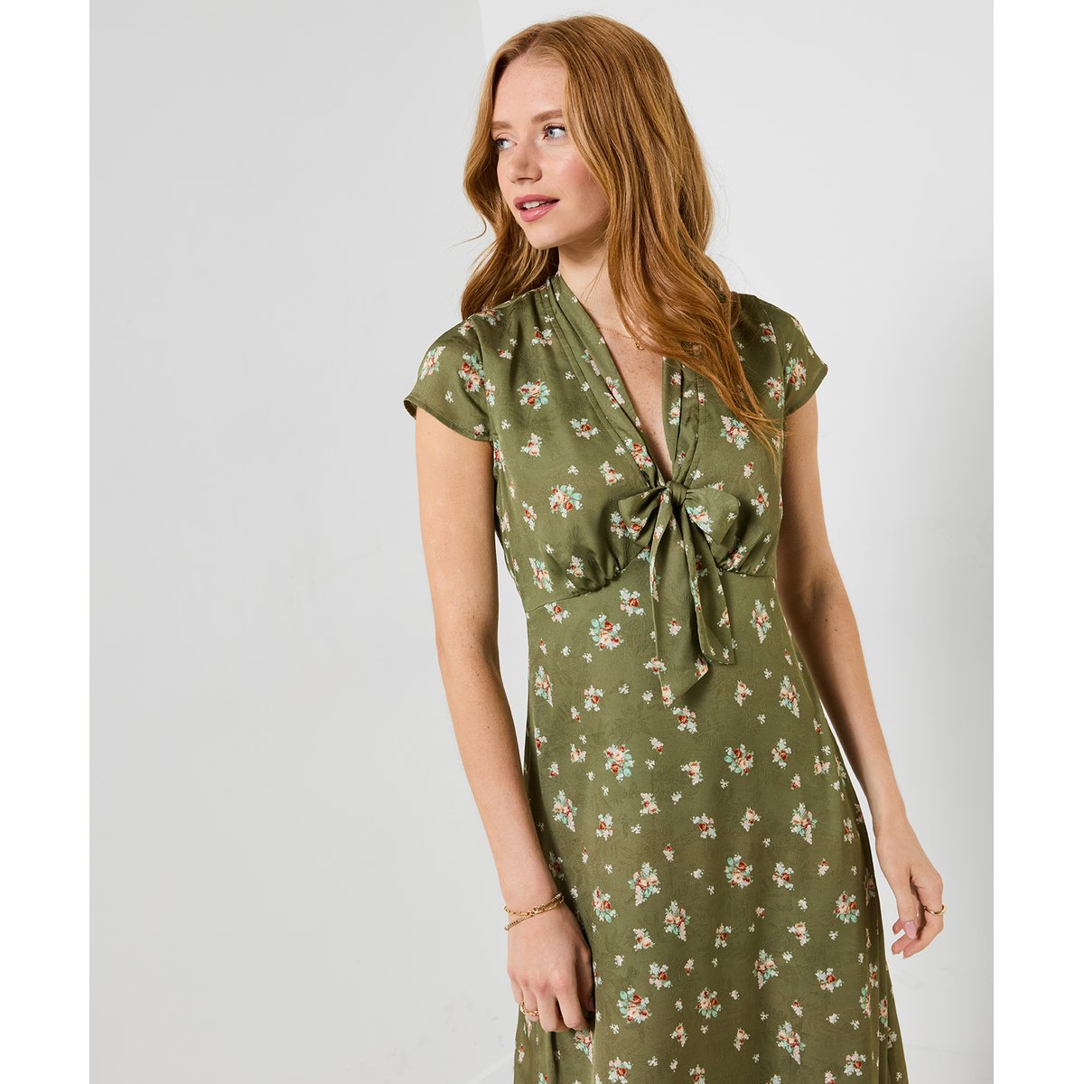 Robe Mi-Longue Nouée Devant Fleurs Vintage vert, JOE BROWNS