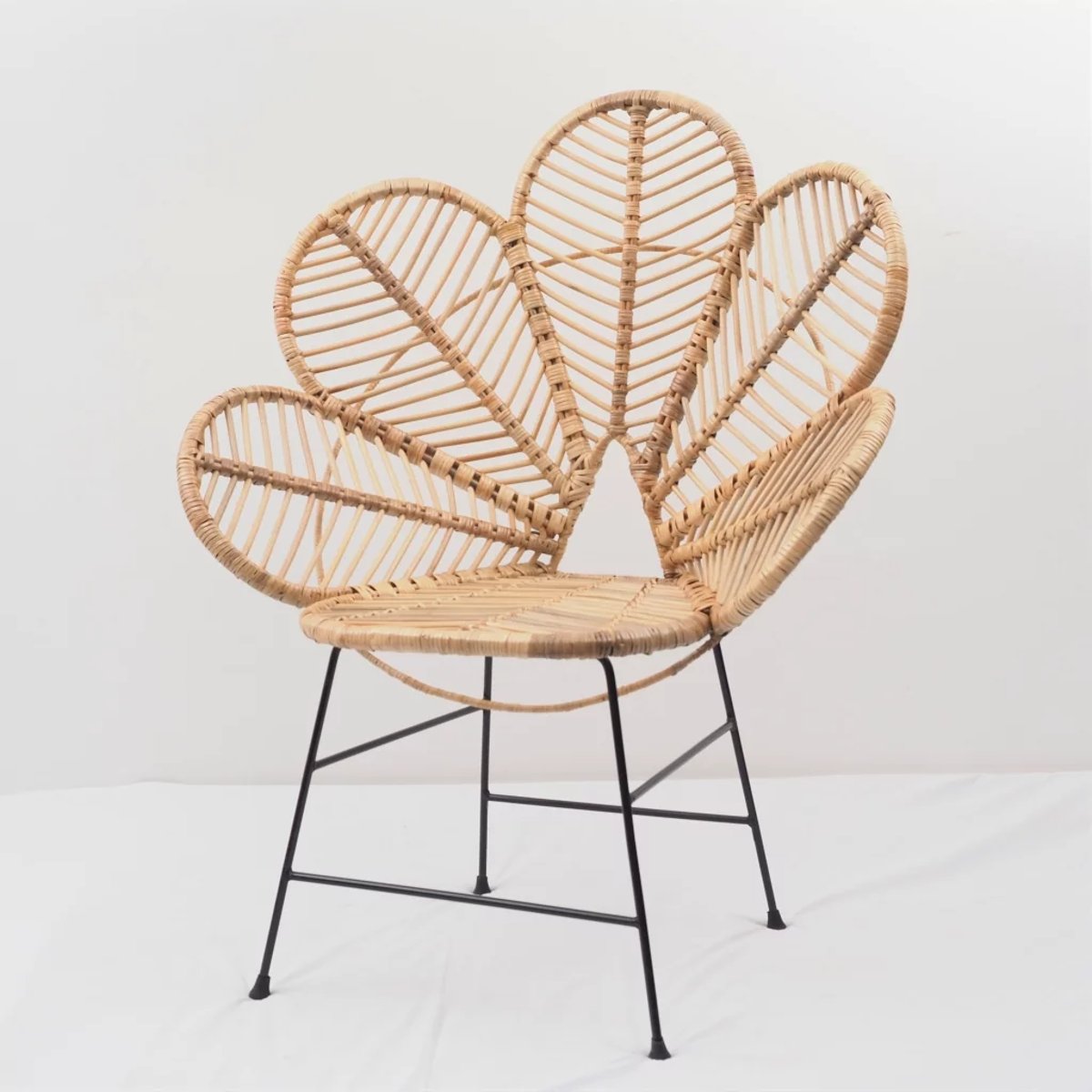 Chaise en rotin forme fleur COQUELICOT naturel, HYDILE