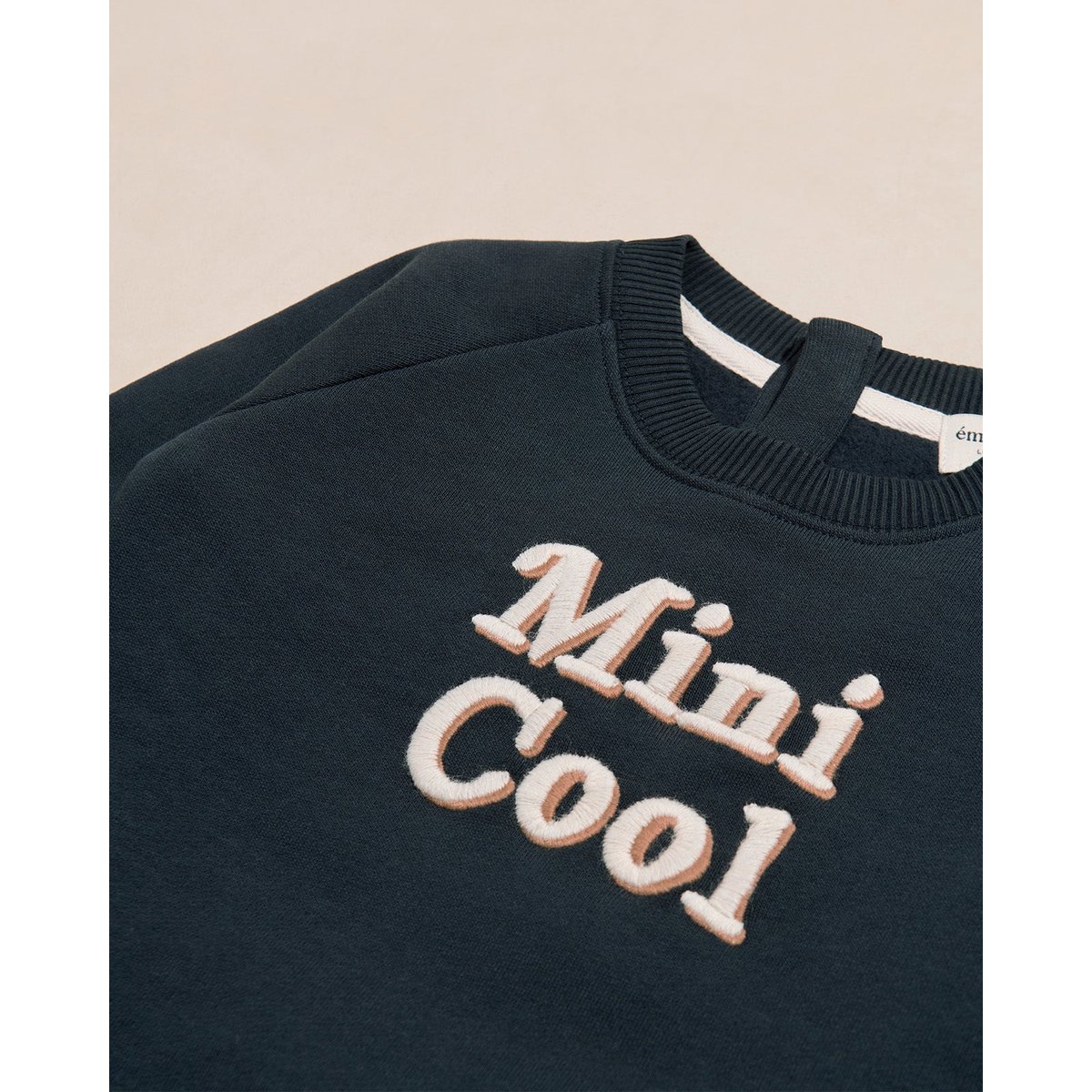 Sweat brodé en coton bio, COOL bleu - charbon, EMOI EMOI