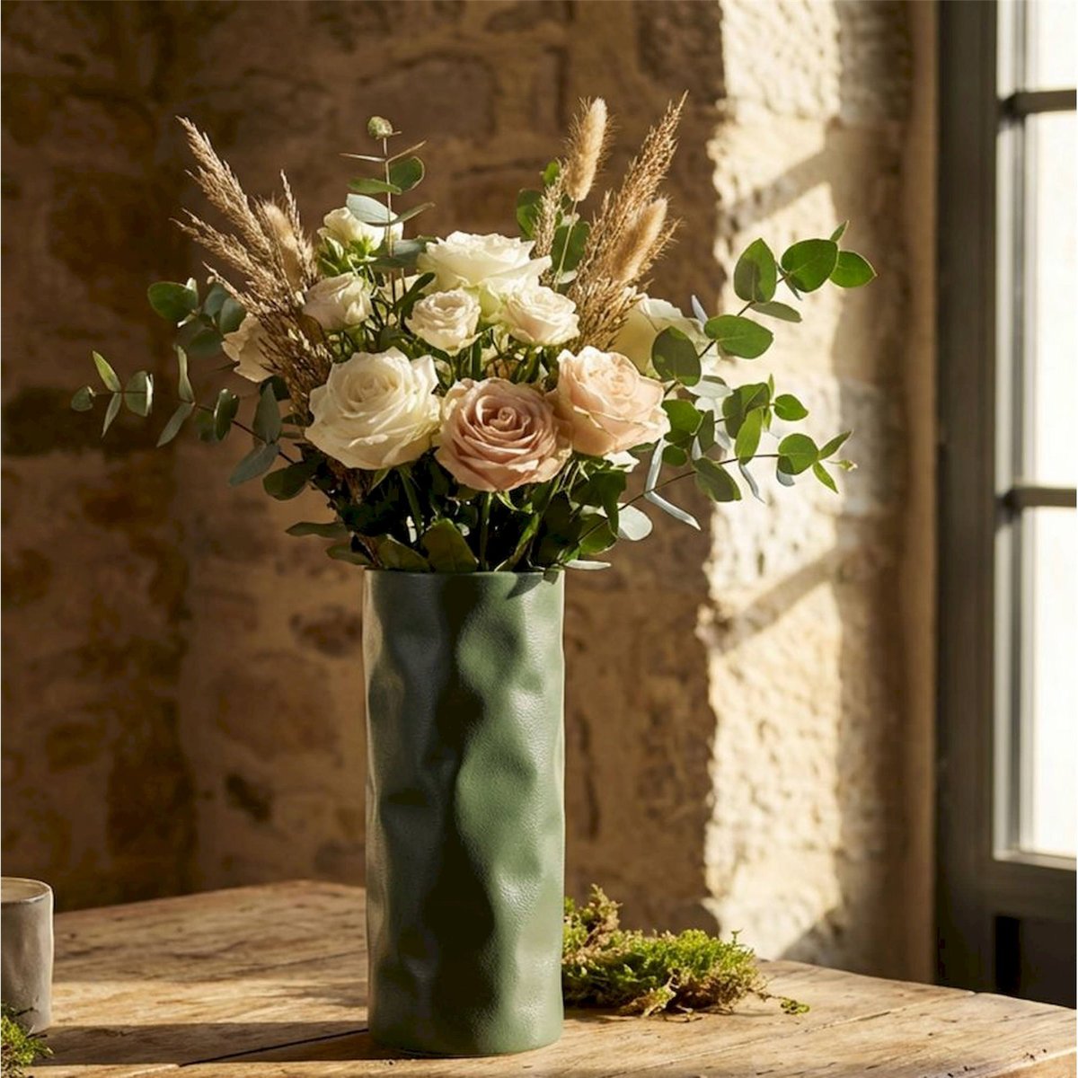 Vase cylindrique en fer martelé MODERN vert clair, RECOLLECTION