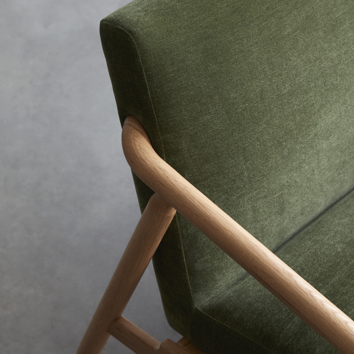 Fauteuil en Tissu massif, AXEL vert, TIKAMOON