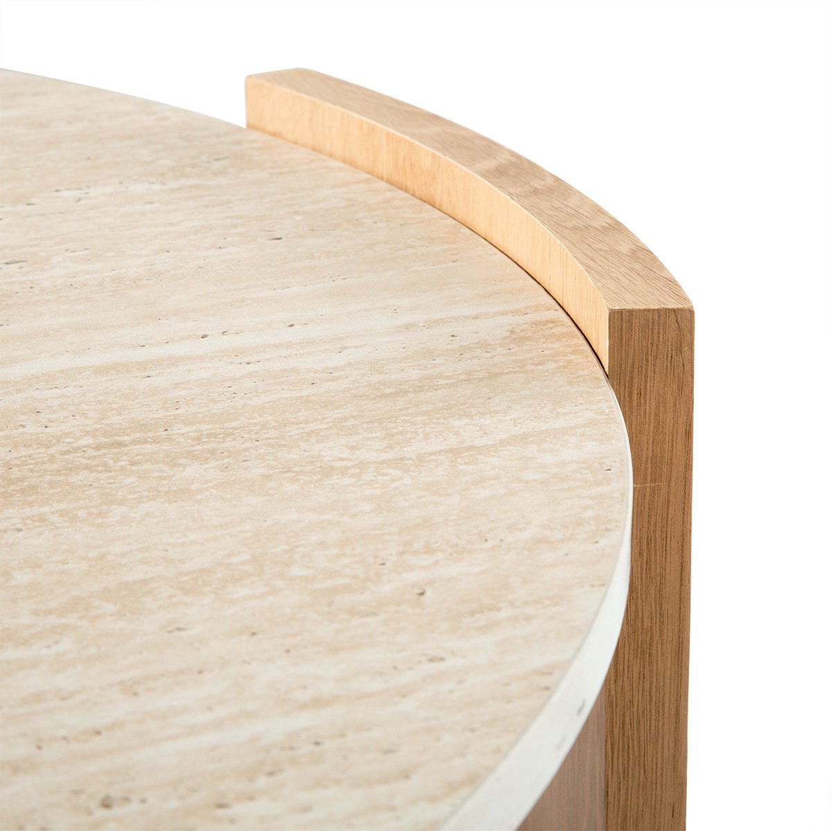 Table basse ronde effet travertin et bois - IZIA bois clair, CALICOSY