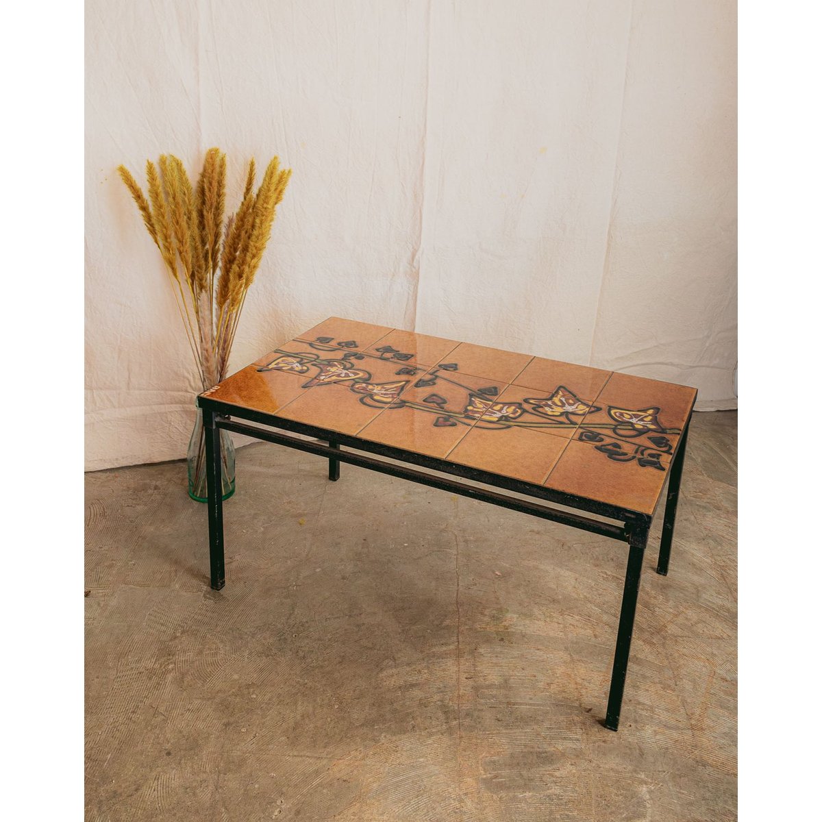 Table basse en fer forgé et céramique Léonie N°1137 - Bon état noir, DEBONGOUT