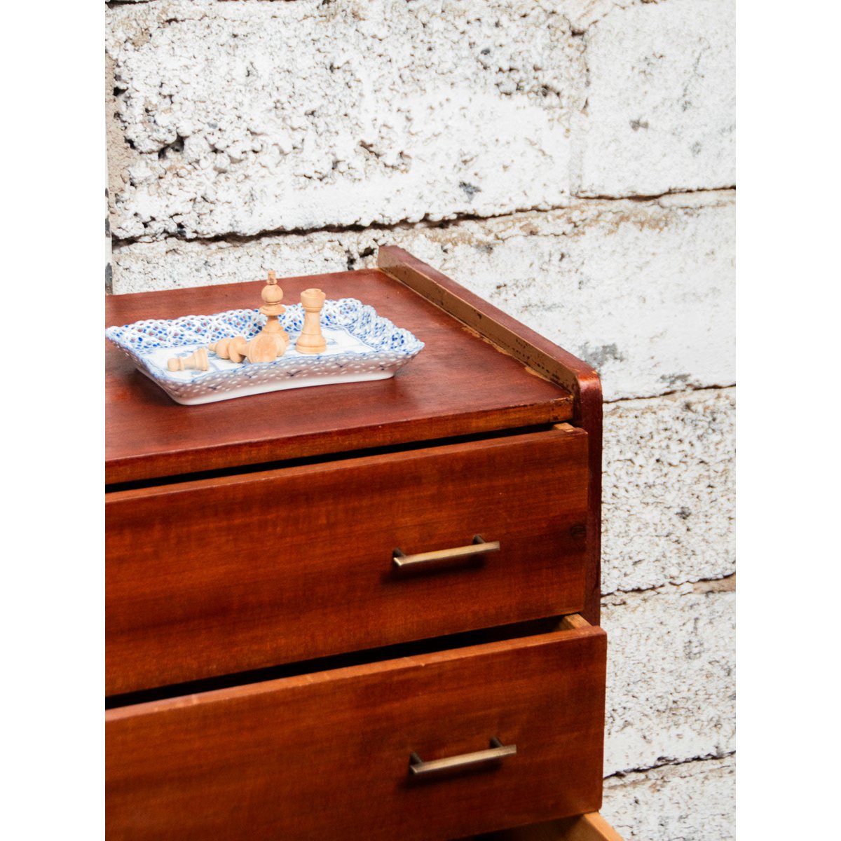 Commode scandinave en bois foncé Olga N°413 - Bon état bois foncé, DEBONGOUT