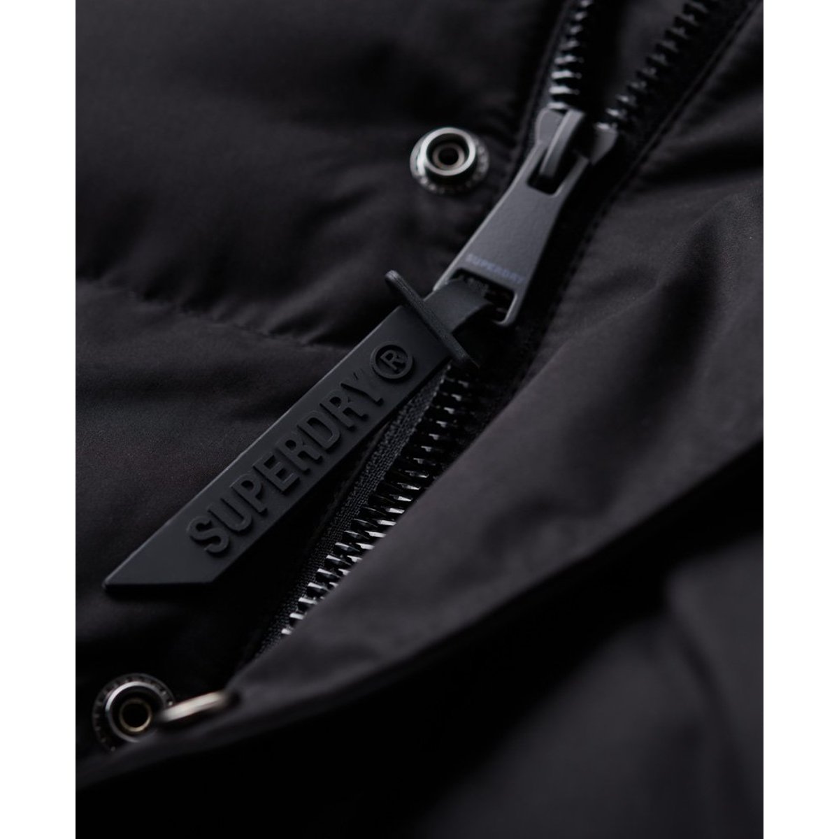 Doudoune à capuche Sports en microfibre noir, SUPERDRY