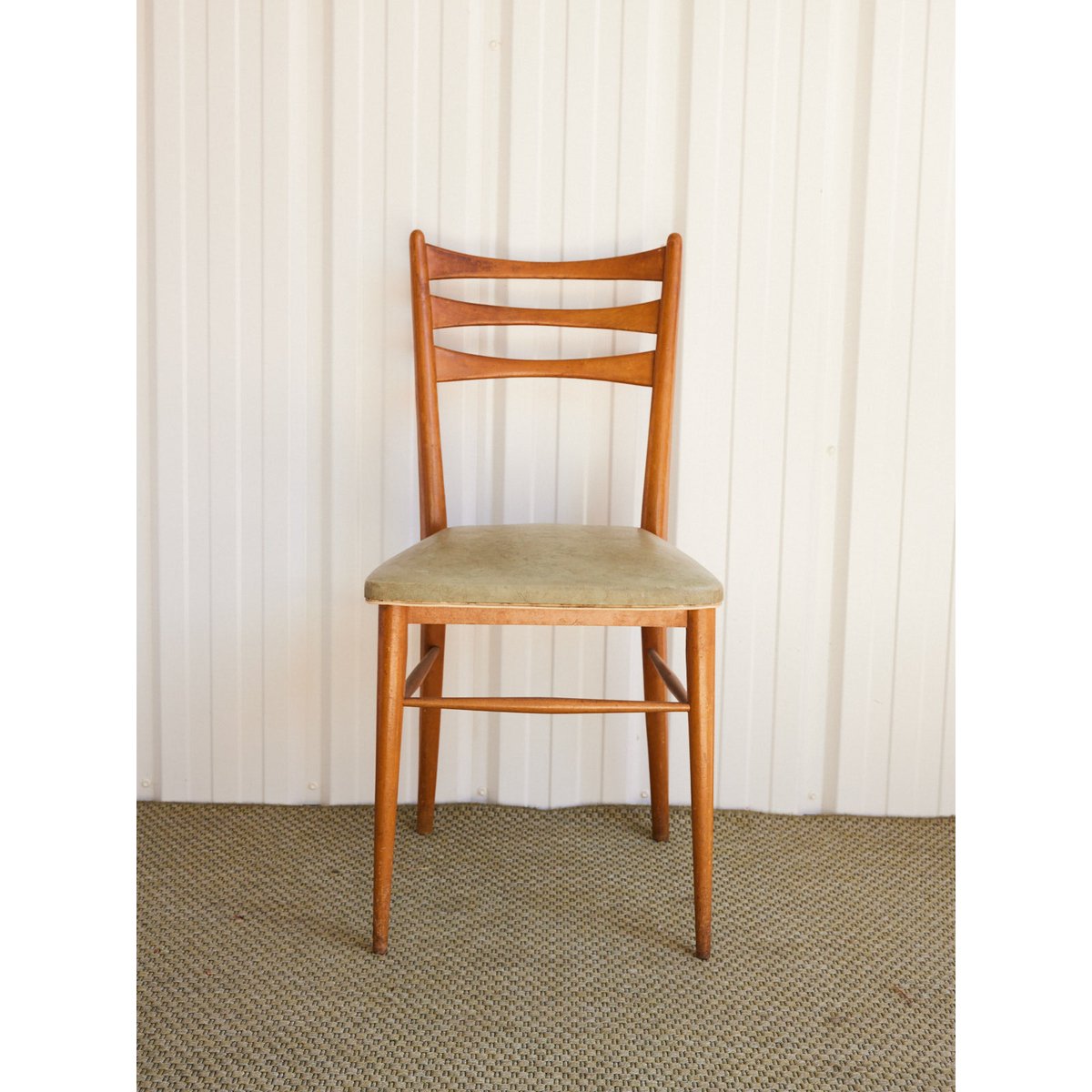 Lot de 4 chaises scandinaves Alma N°1764 - Bon état vert, DEBONGOUT