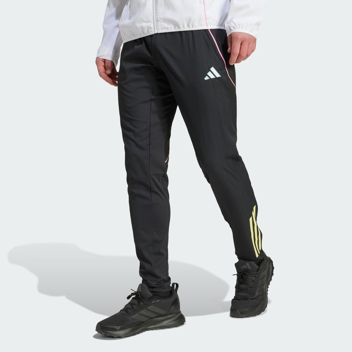 Pantalon De Présentation Juventus Tiro 25 Competition Pantalon De Présentation Juventus Tiro 25 Competition black, adidas Performance
