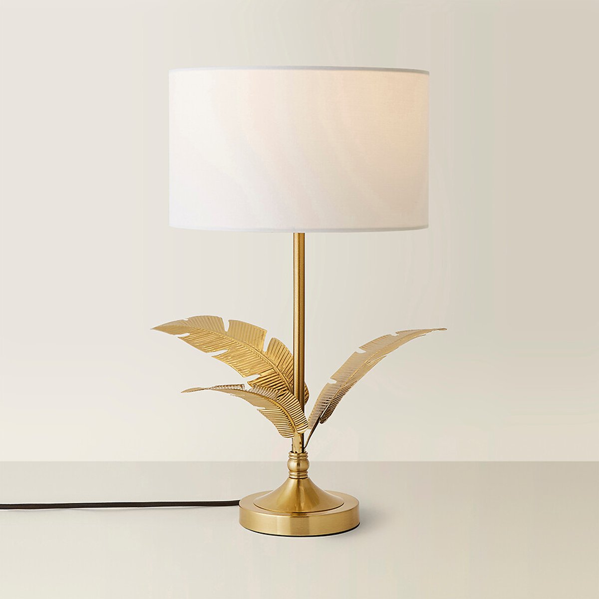 Chrissy Gold Palm Leaf Table Lamp with Fabric Drum Shade white, SO'HOME
