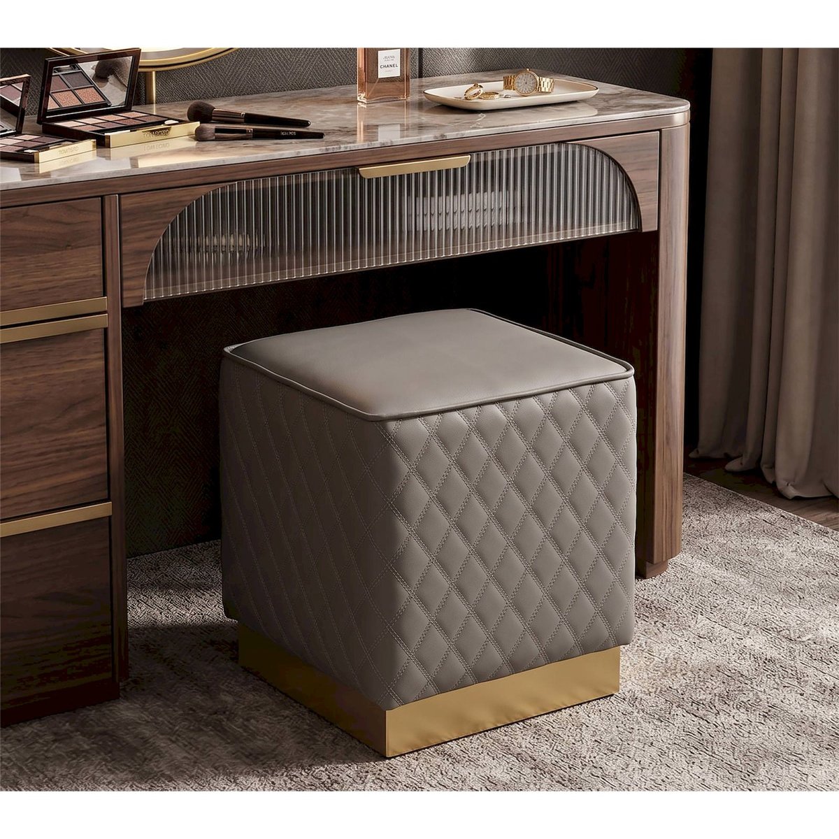 Pouf carré capitonné base métal GLAM gris et or, RECOLLECTION