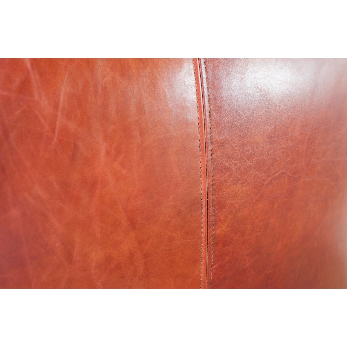 Fauteuil en cuir KRIEGER bordeaux, PRODUIT INTERIEUR BRUT