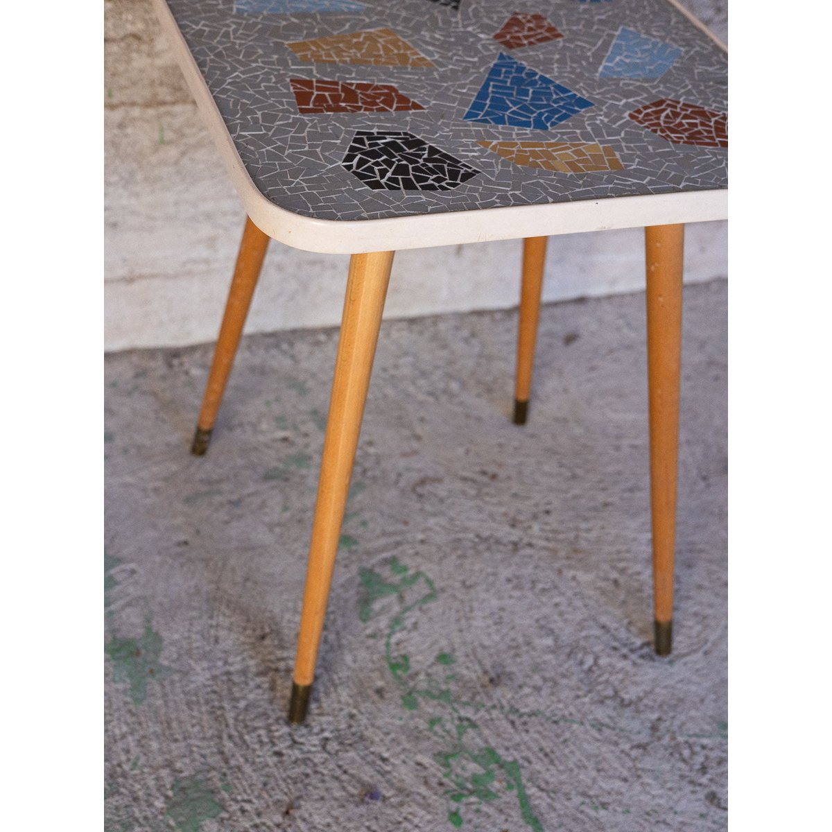 Table basse effet mosaïque Donna N°1530 - Bon état gris, DEBONGOUT