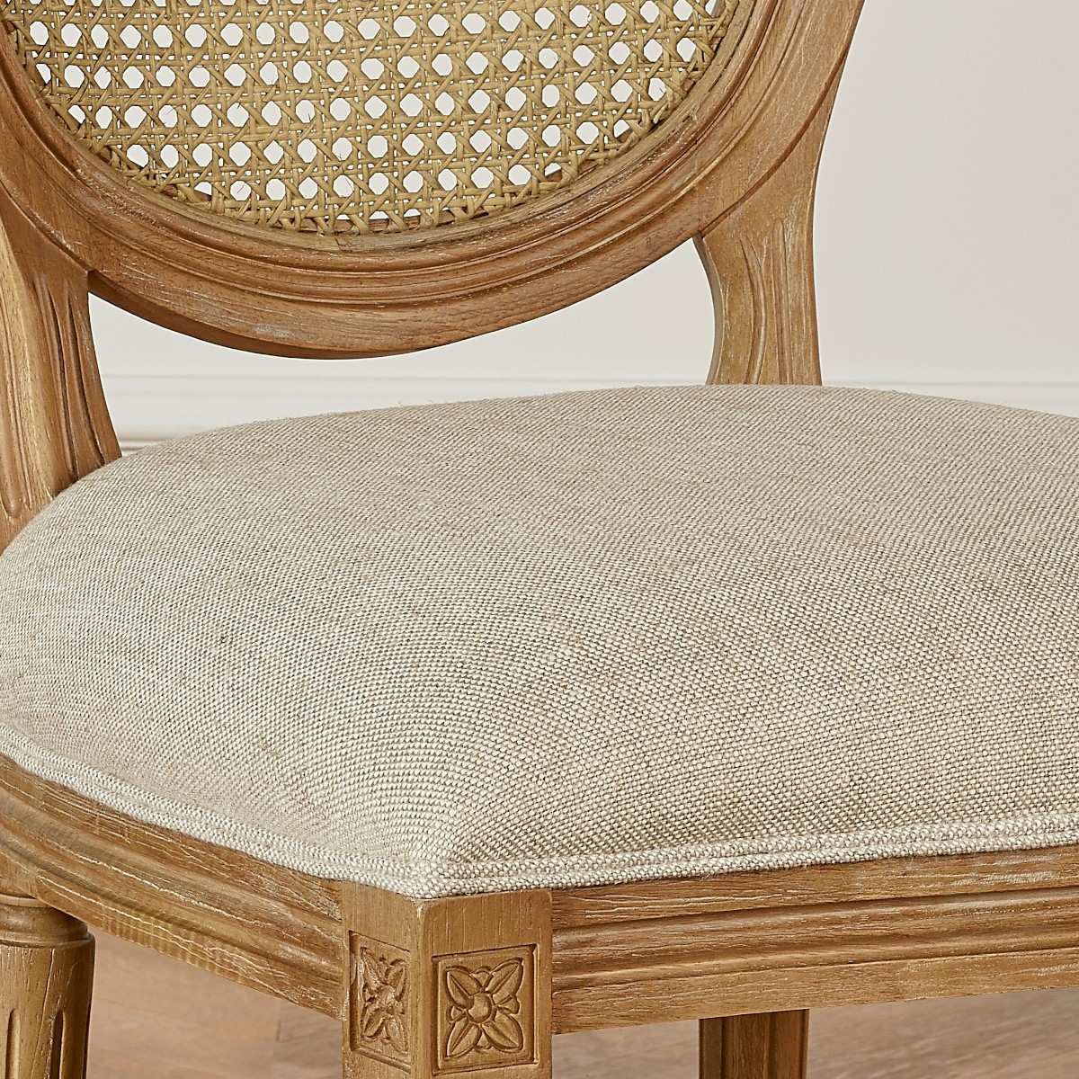 Lot de 2 chaises médaillon en lin naturel, style classique MEDAILLON lin, ROBIN DES BOIS