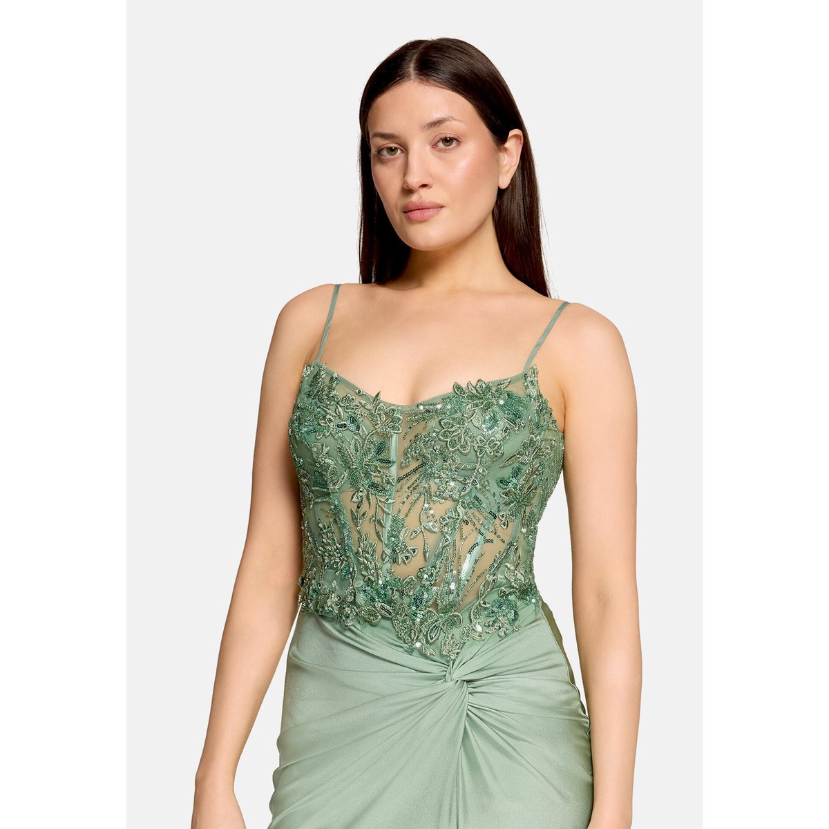 Robe de soirée à broderies foggy green, VERA MONT