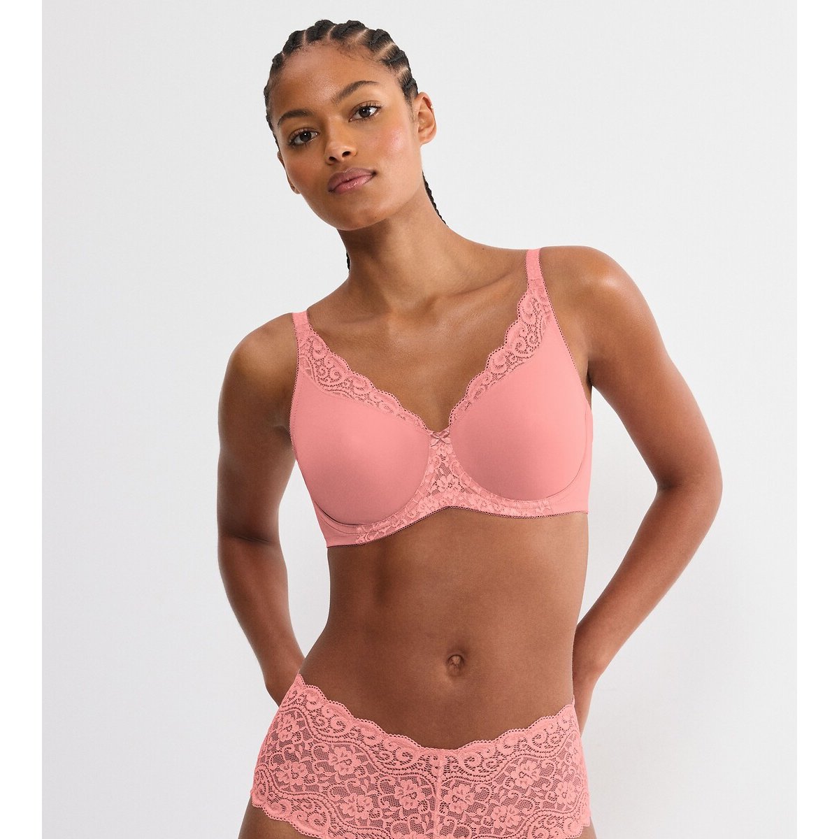Soutien-gorge minimiseur Amourette rose, TRIUMPH