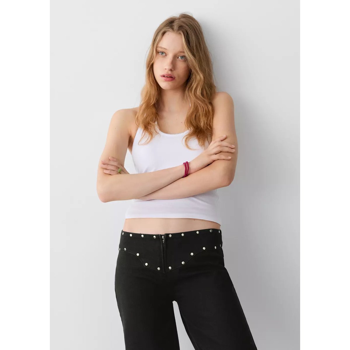 Jean low waist à clous permanents black denim, MANGO TEEN