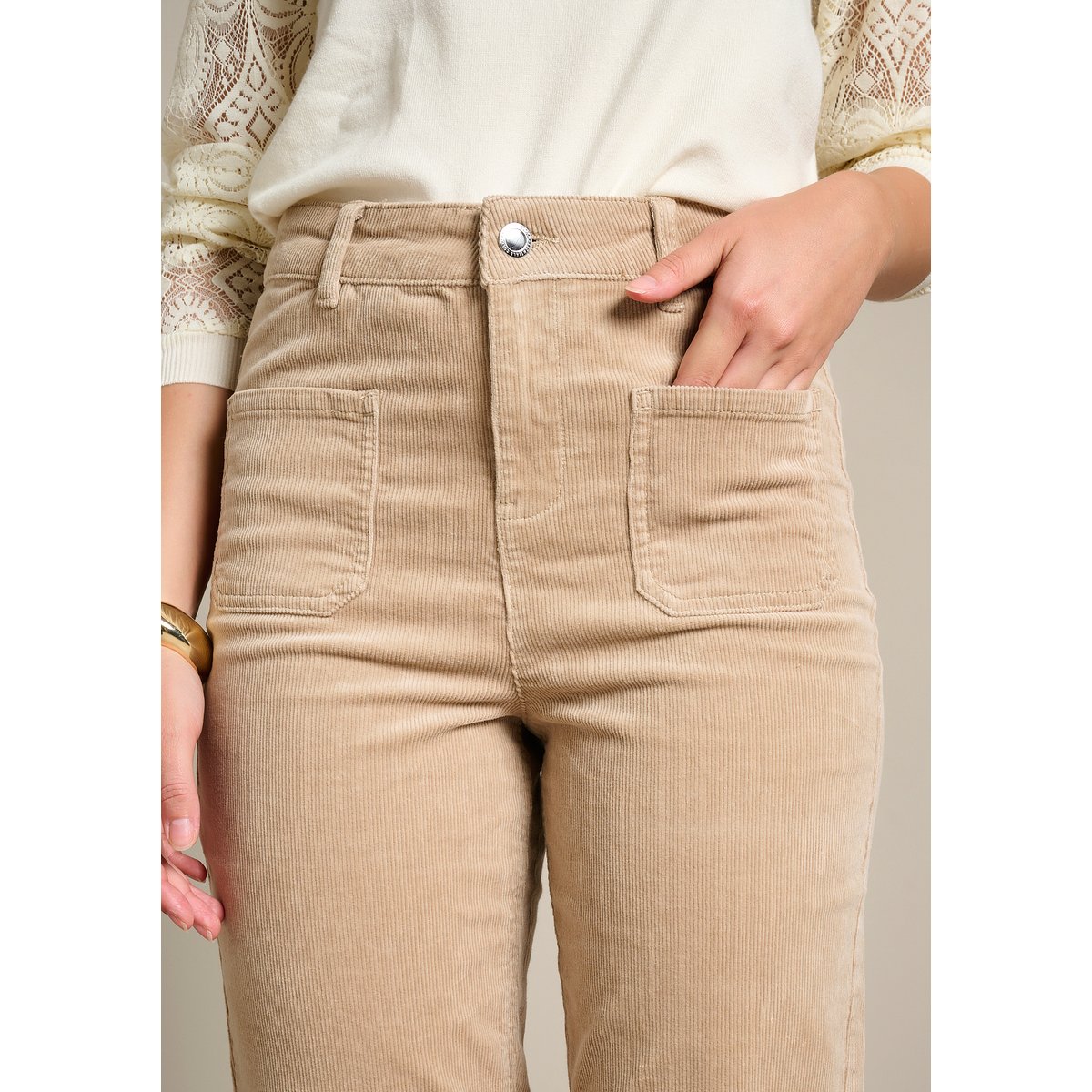 Pantalon bootcut en velours côtelé lt beige, LOLALIZA
