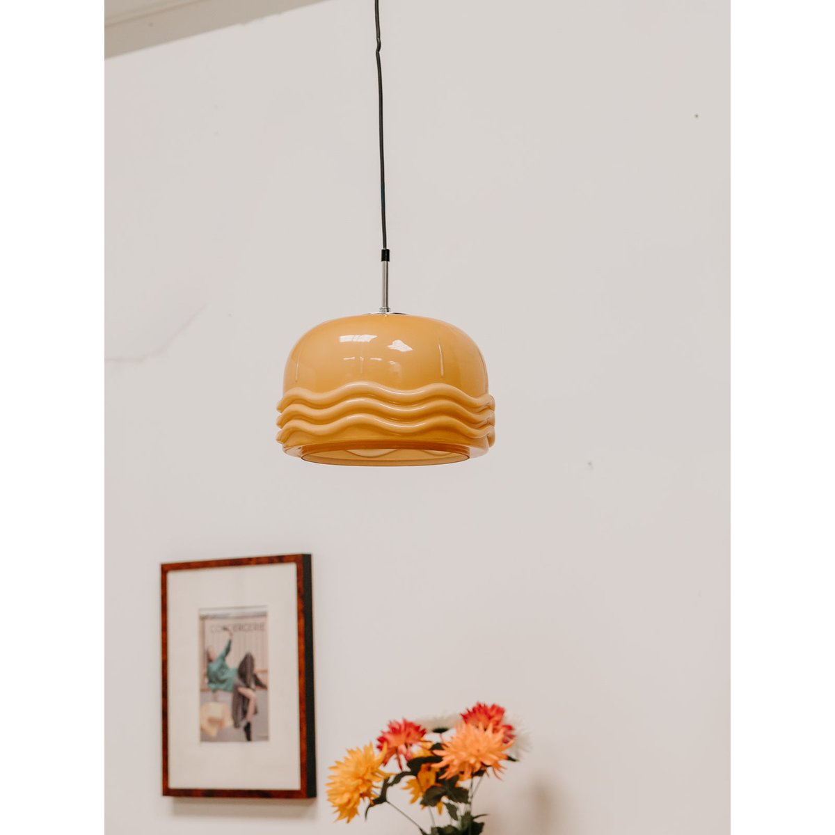 Grande suspension en opaline Sonia N°172 - Bon état orange, DEBONGOUT