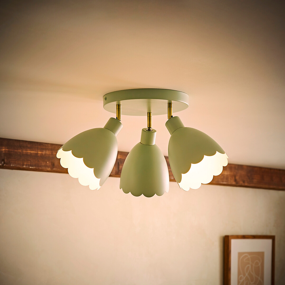 Minnie 3-Light Flower Scallop Ceiling Light sage green, SO'HOME