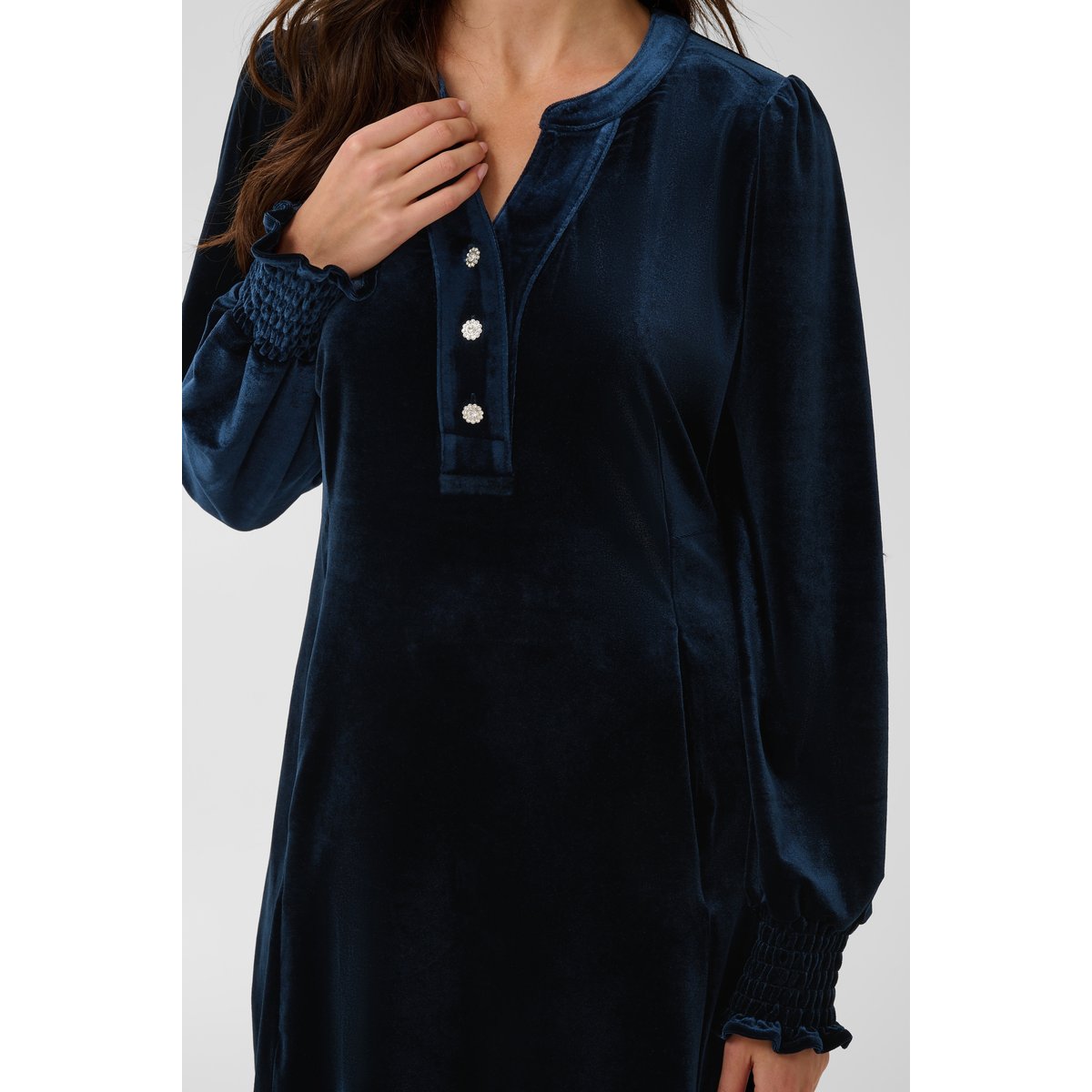 Robe bleu salute, CULTURE