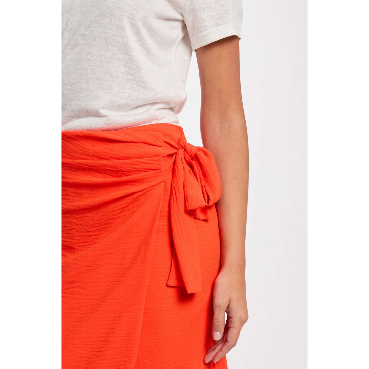 Jupe portefeuille drapée orange foncé, MORGAN