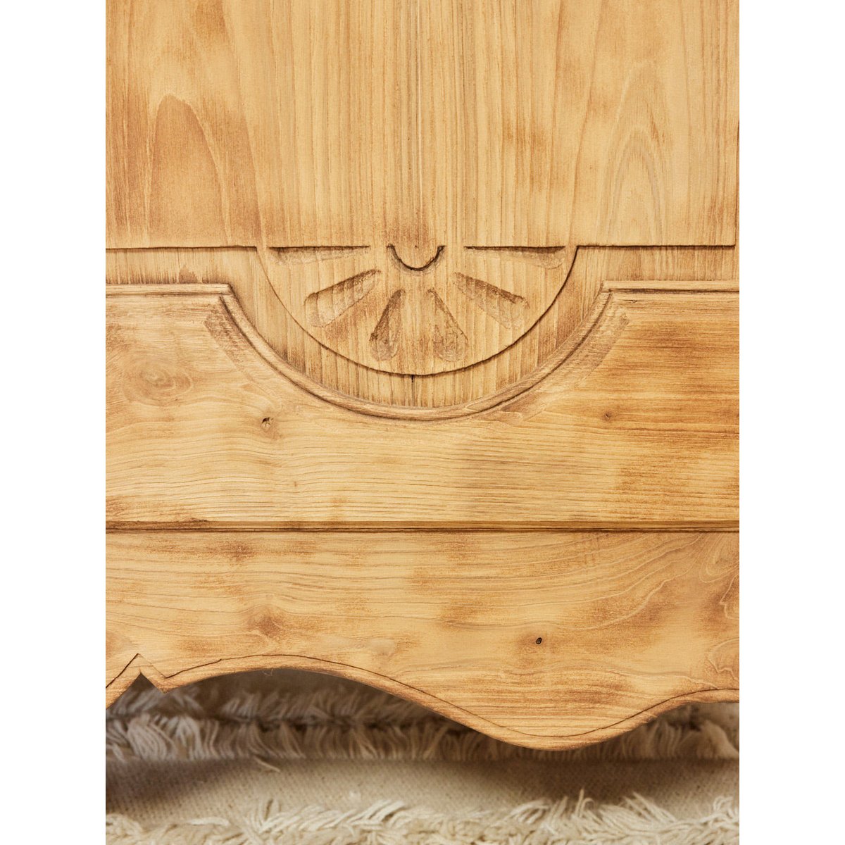 Buffet en bois Gilbert N°1643 - Bon état bois clair, DEBONGOUT