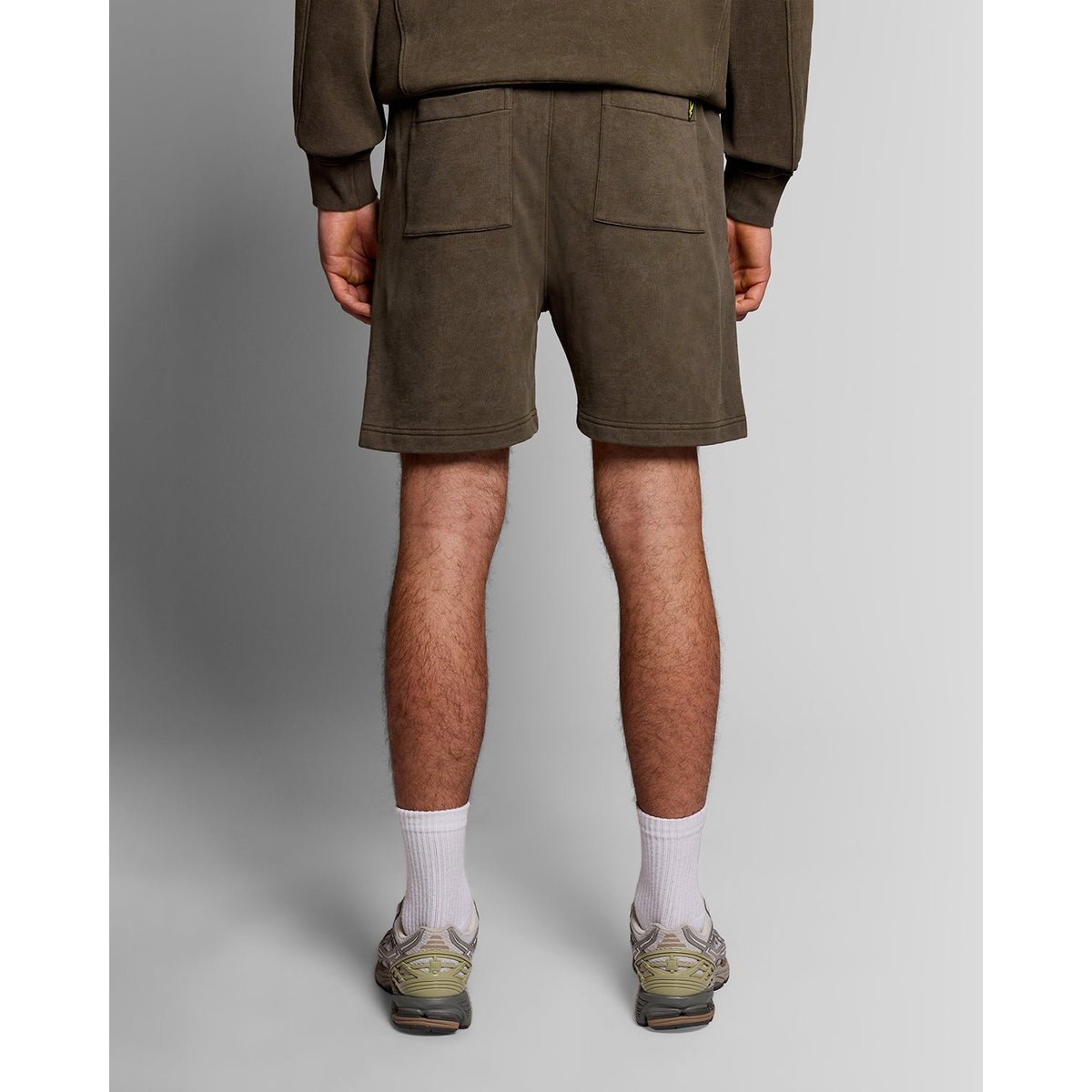 Short en molleton en coton délavé épais noir doux, LYLE & SCOTT