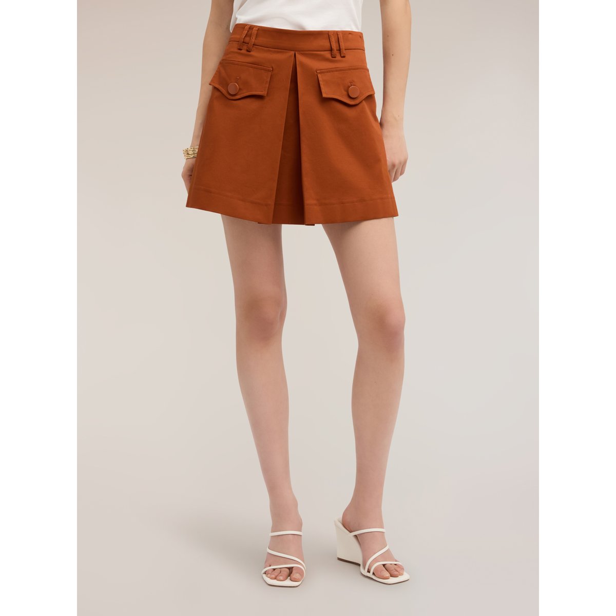 Short taille haute avec pli accordéon orange soleil, MOTIVI