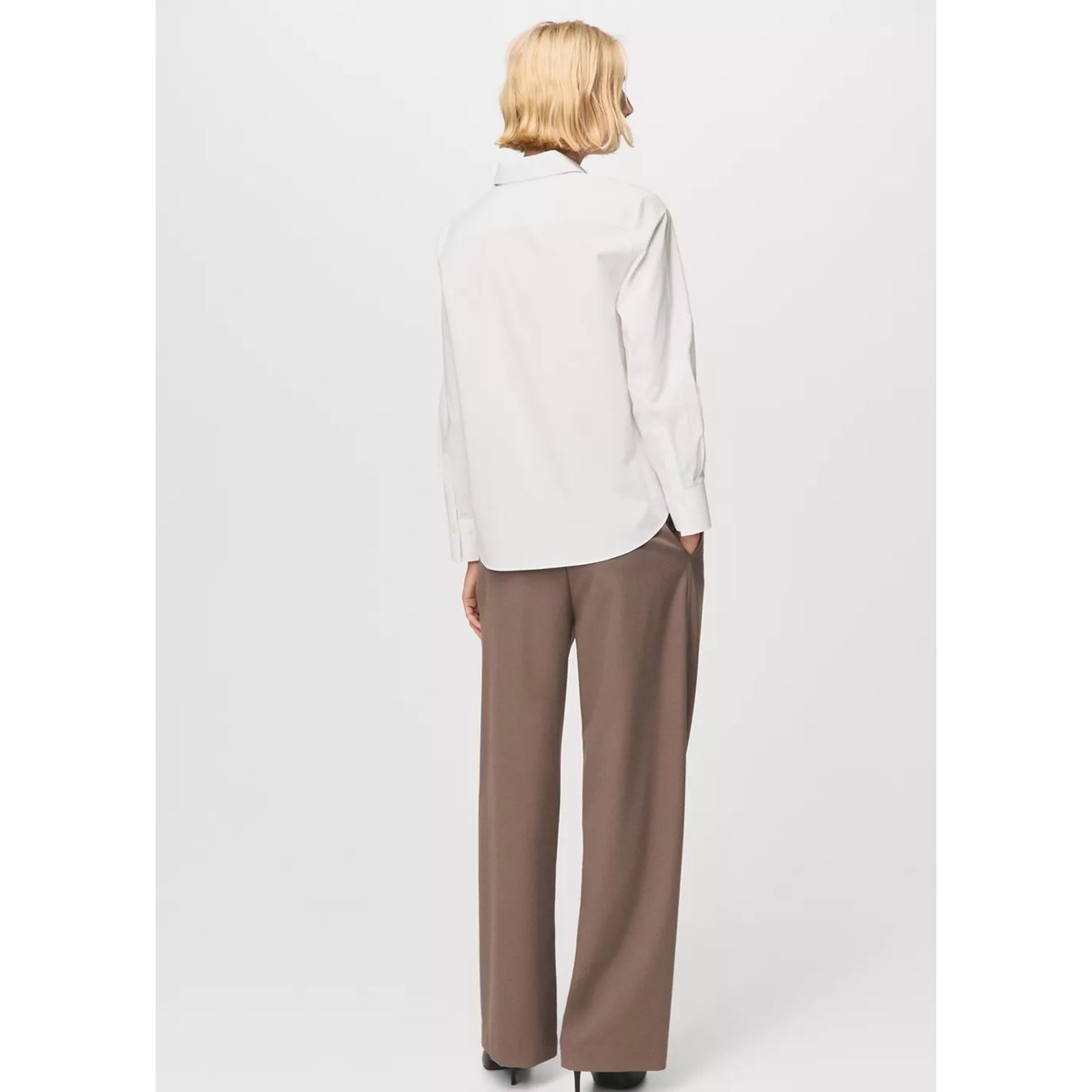 Chemise droite mélange coton et lyocell blanc cassé, MANGO